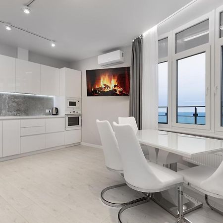 44 Pearl 1-Bedroom Panoramic Sea View Apartment Odesa Exterior photo
