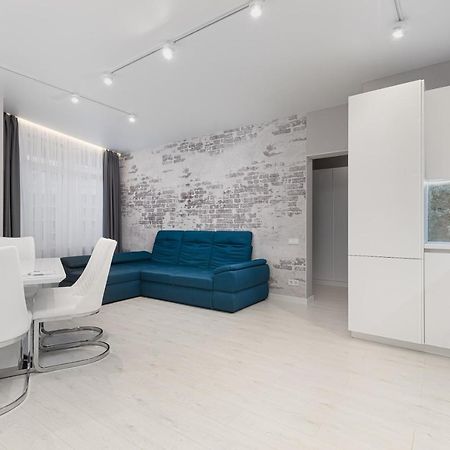 44 Pearl 1-Bedroom Panoramic Sea View Apartment Odesa Exterior photo